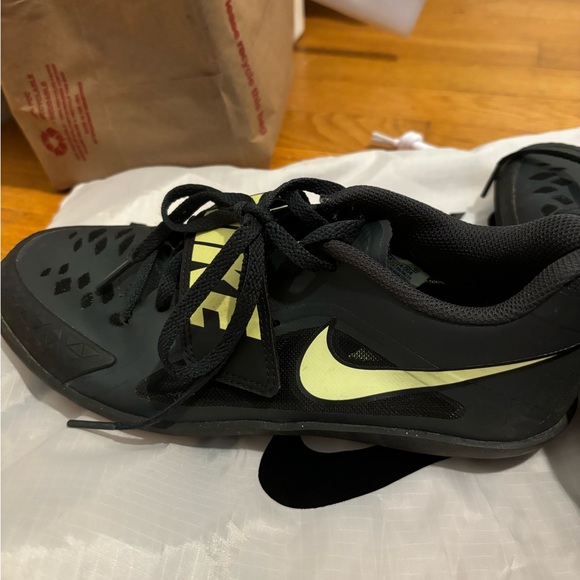 Track and field throwing shoes - Picture 3 of 4